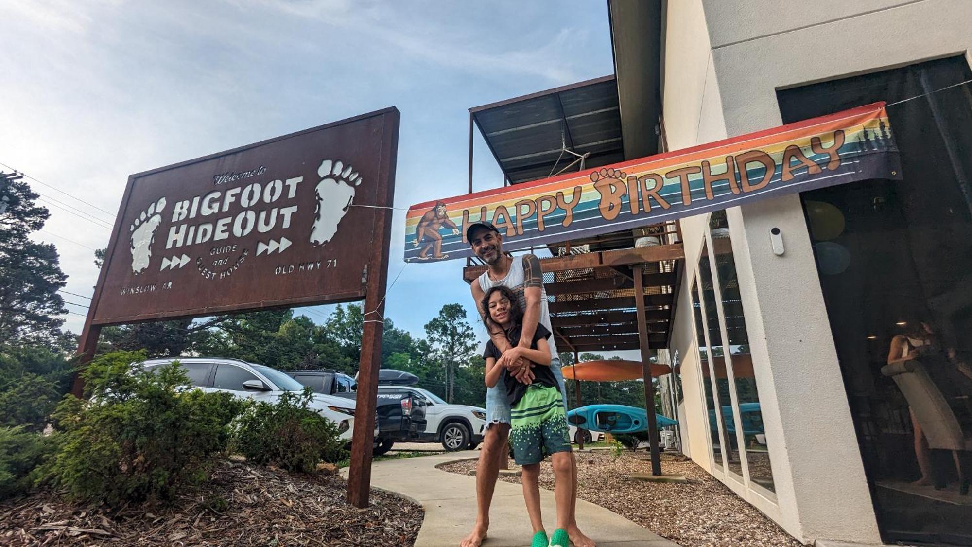 Hotel Bigfoot Hideout Winslow Esterno foto